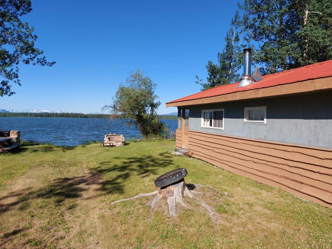 Escott Bay Resort Anahim Lake Exterior foto