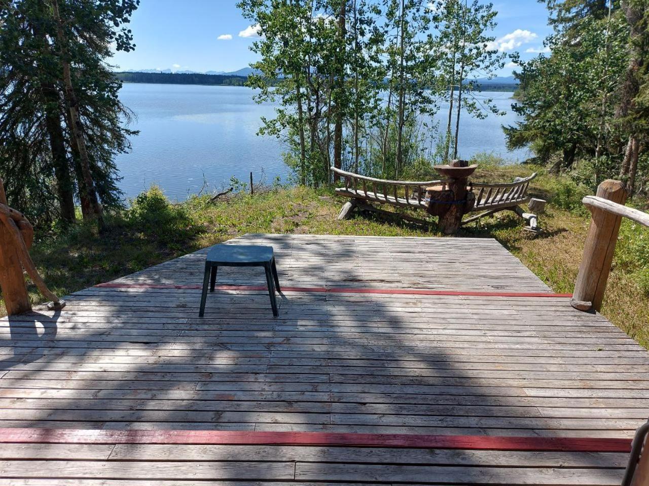 Escott Bay Resort Anahim Lake Quarto foto